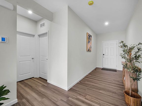3rd image of 12905 Timber Wood Cir