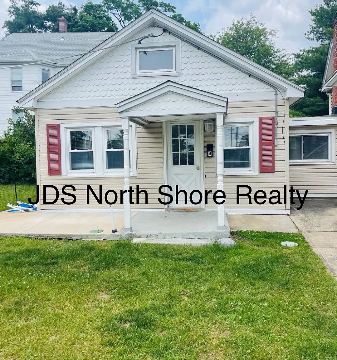 1 bed, 1.0 bath, $2,400 — Photo 1