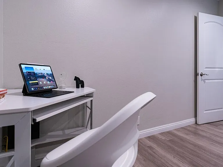 4358 Mammoth Ave #2 — Photo 16