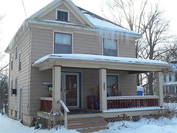 2nd image of 285 Fall St