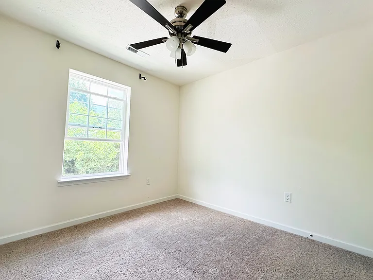 207 Falling Leaf Ln #207 — Photo 19