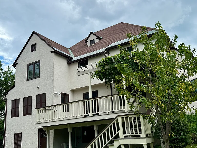 261 S Prospect St — Photo 4