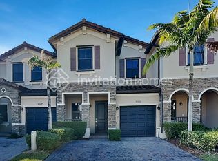 25316 SW 116th Ave, Homestead, FL 33032