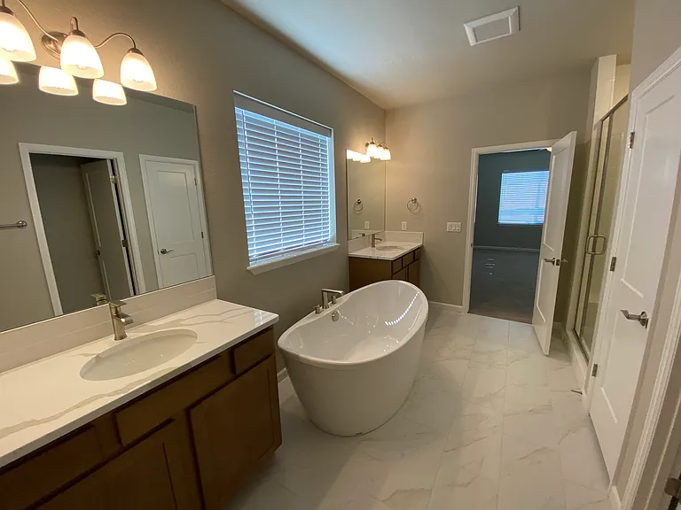 6526 Miro Ln — Photo 8