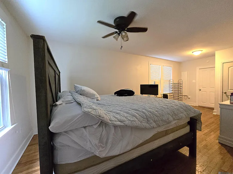 732 Steele Blvd — Photo 7