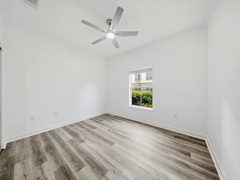 18477 Bridle Club Dr — Photo 10