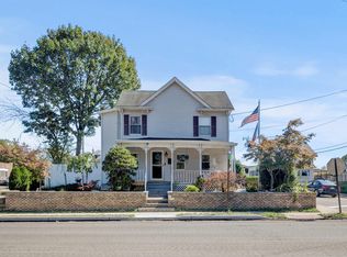 196 Main St, South River, NJ 08882