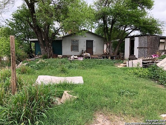 2nd image of 304 San Antonio Ave