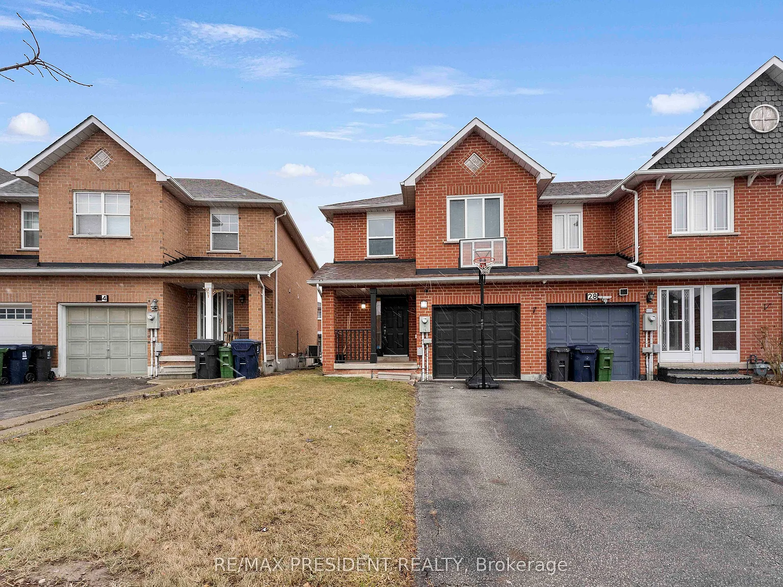 6 bed, $1,400 — Photo 2