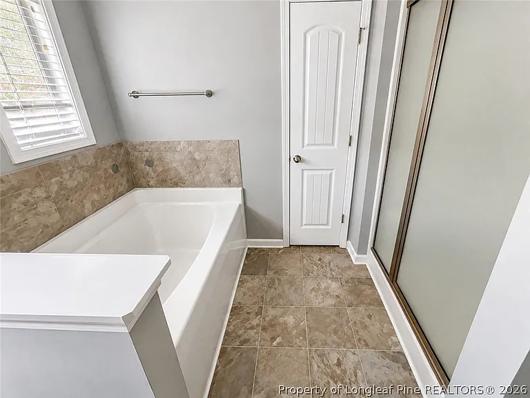 143 Ledgebrook Ln — Photo 14