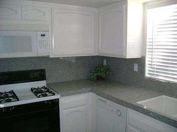 NEW GRANITE COUNTERTOPS AND FLOOR