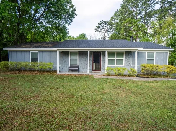 2988 Cottage Knoll Dr, Mobile, AL 36695