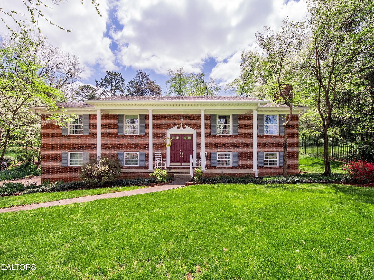 6912 Cresthill Dr, Knoxville, TN 37919 | Zillow