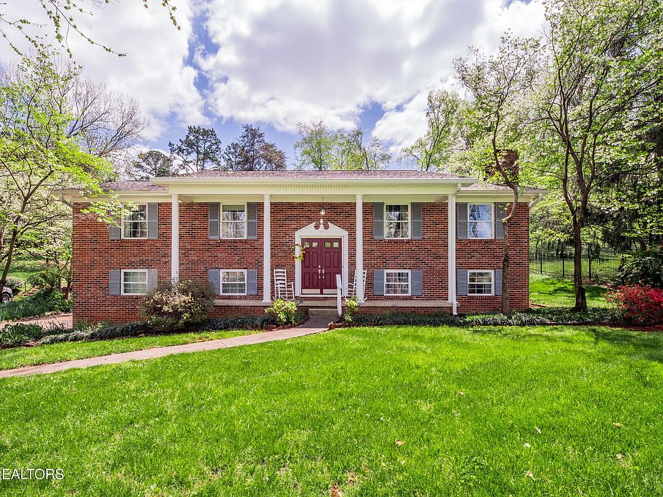 1st image of 6912 Cresthill Dr