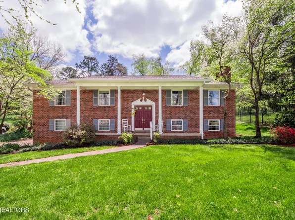 6912 Cresthill Dr, Knoxville, TN 37919