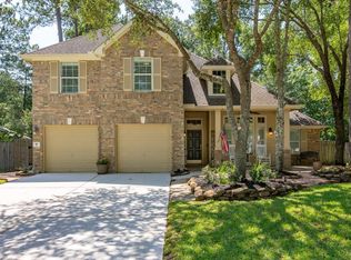 10 Hobbit Glen Dr, Conroe, TX 77384