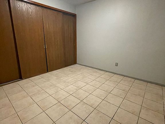 4th image of 1749 La Crescent St Unit 24