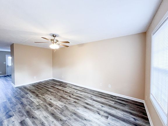 3rd image of 789 Cherrybark Ln APT 2