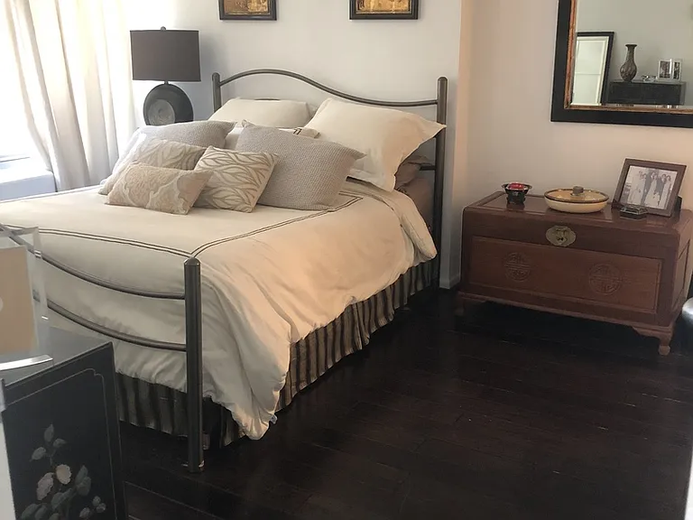 247 E Chestnut St #504 — Photo 9