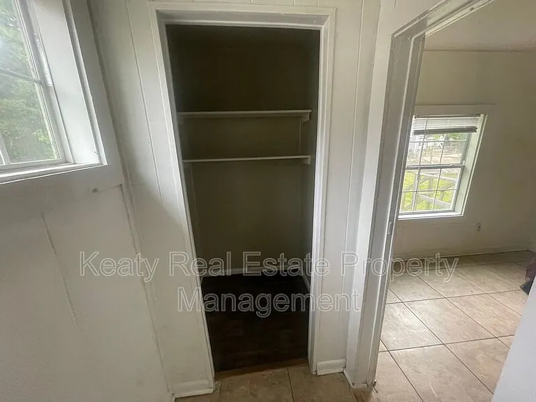 111 Dora St — Photo 10