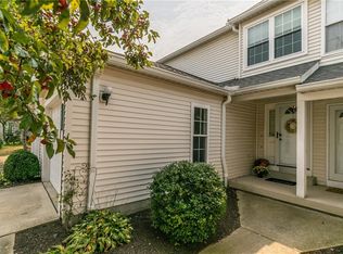 4232 River Ridge Dr, Cleveland, OH 44109