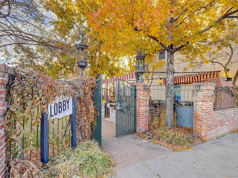 2193 Arapahoe St #11 — Photo 40