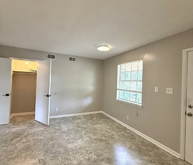 102 Woodhouse Ln #C — Photo 10