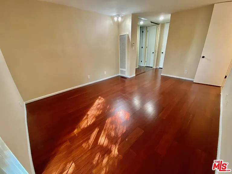 6375 Green Valley Cir #104 — Photo 23