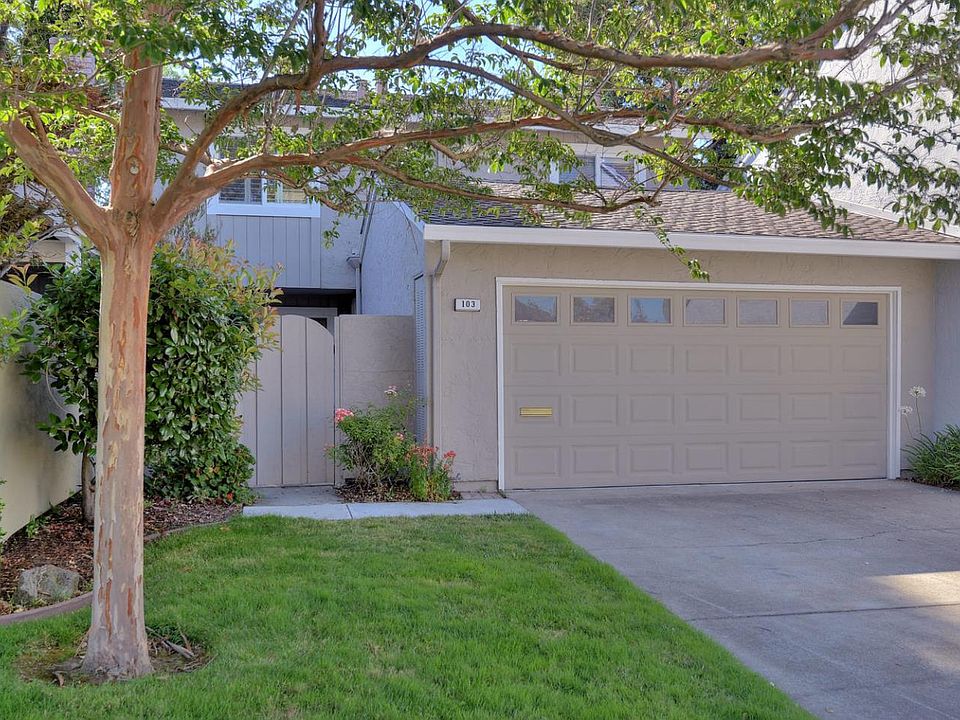 1st image of 103 Summerwood Dr