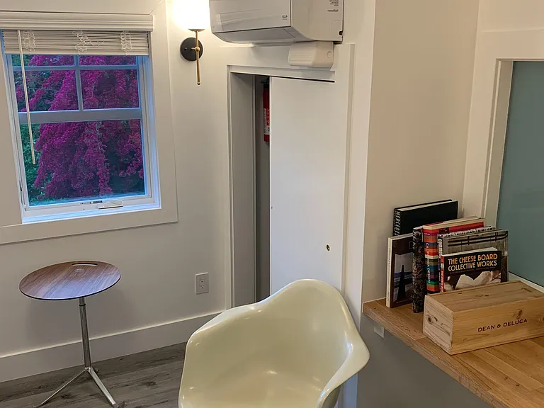 390 Euclid Ave — Photo 19