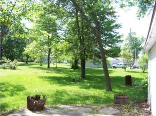 304 E 2nd St, Wellsville, KS 66092