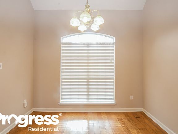 3rd image of 65 Cypress Grove Cv