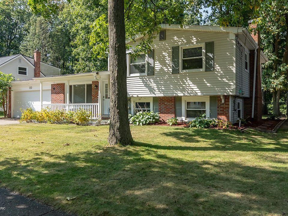 1st image of 6522 Marlow St