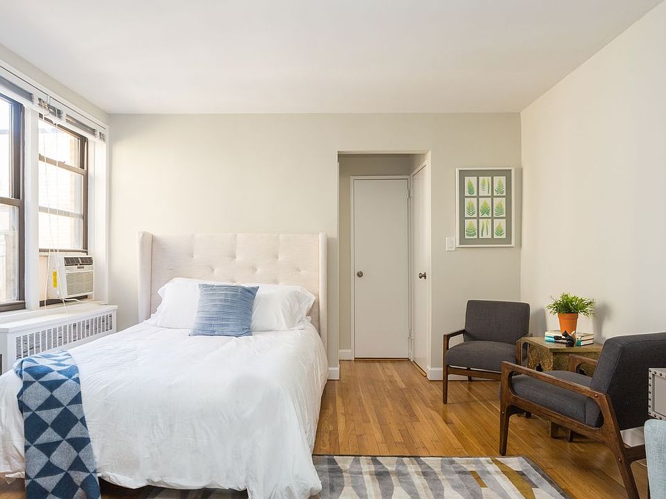 2nd image of 85 4th Ave APT 4E