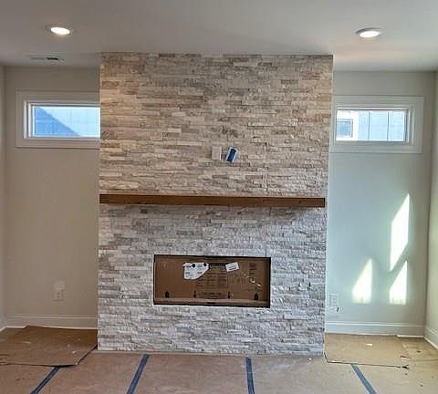 3rd image of 234 Alenda Lux Cir #94