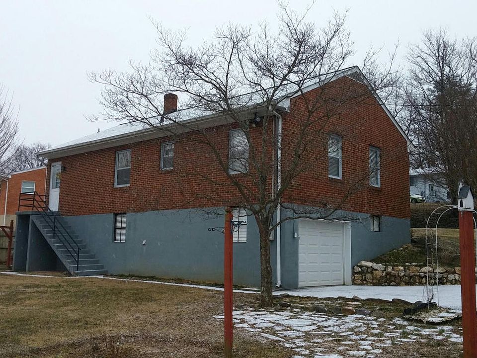 2nd image of 3349 Colonial Ave SW