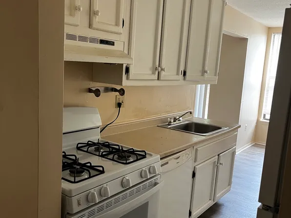 70 Shrewsbury Green Dr, Shrewsbury, MA 01545