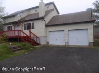 295 Ash Dr, Long Pond, PA 18334