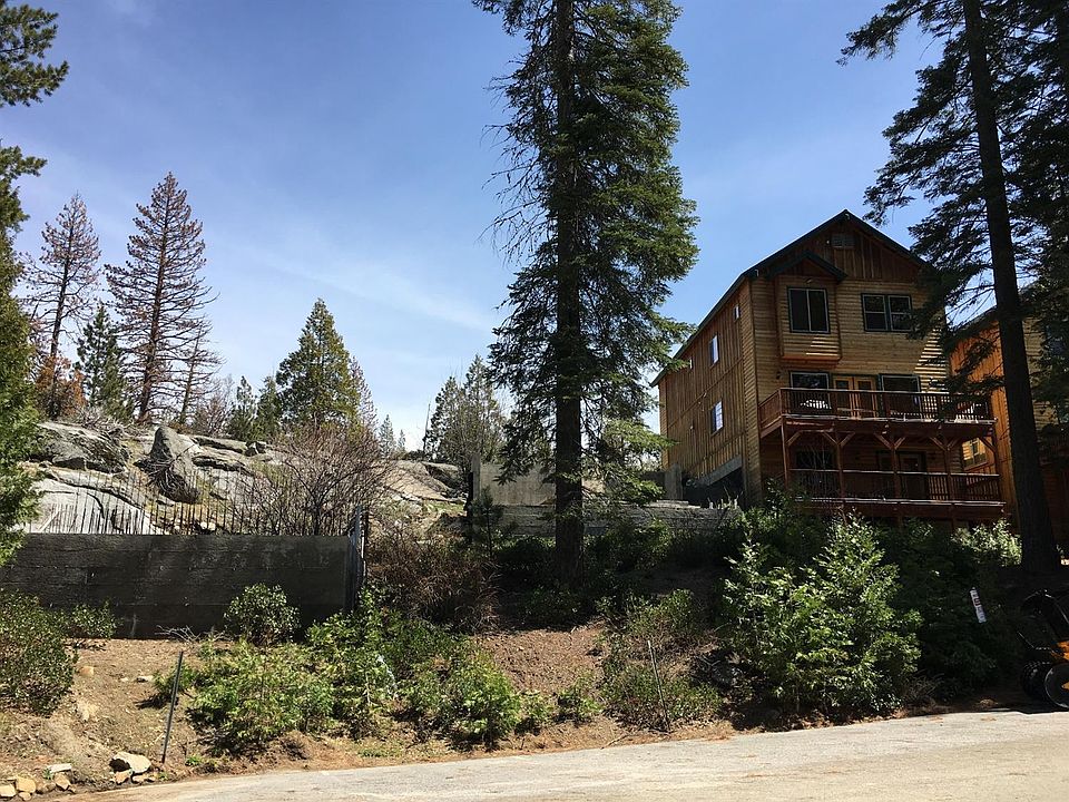 1st image of 40730 Village Pass Ln