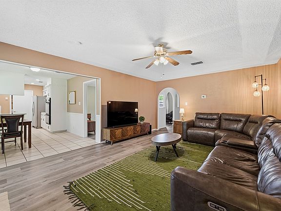 2nd image of 6808 Winifred Dr