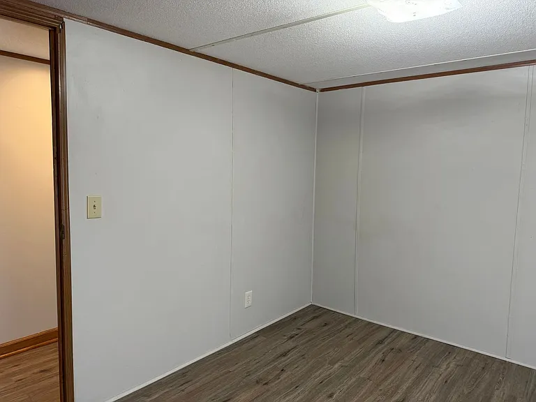 2471 Albany Dr — Photo 17