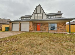 1325 Damron Dr, Midwest City, OK 73110