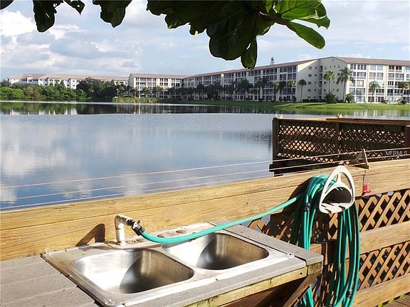 5th image of 3737 Lake Bayshore Dr
