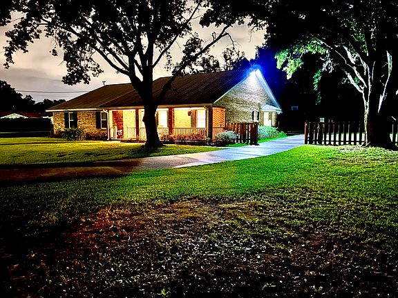 2nd image of 1856 Tillman Cir