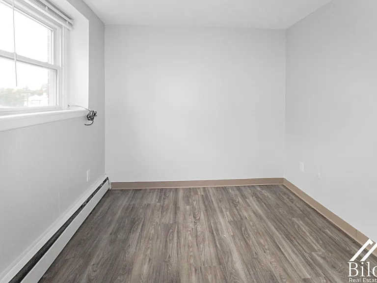 Hillside Terrace Apartments — Photo 154