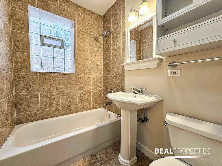 3244-54 N Clifton Ave — Photo 18