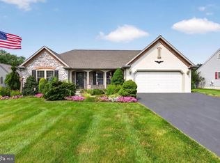 1417 Earl Ave, East Earl, PA 17519
