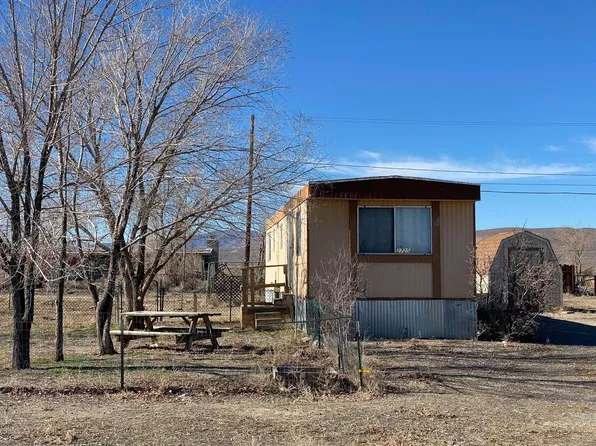2725 Pueblo St, Silver Springs, NV 89429