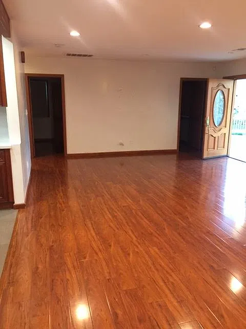 7345 Lasaine Ave — Photo 3
