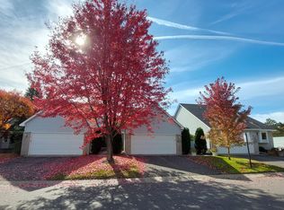 1584 126th Ln NW, Coon Rapids, MN 55448